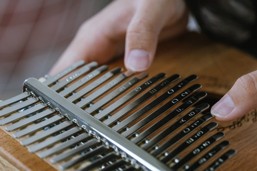 Kalimba-Mbira-thumb piano