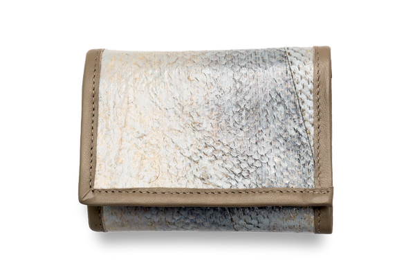 Trifold - Alaska Salmon Leather – Tidal Vision