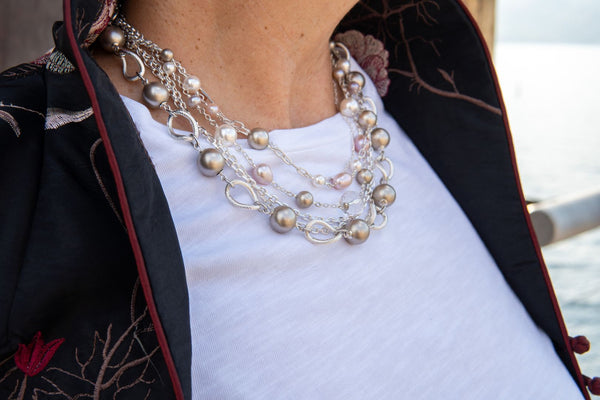 Kim pearl necklace