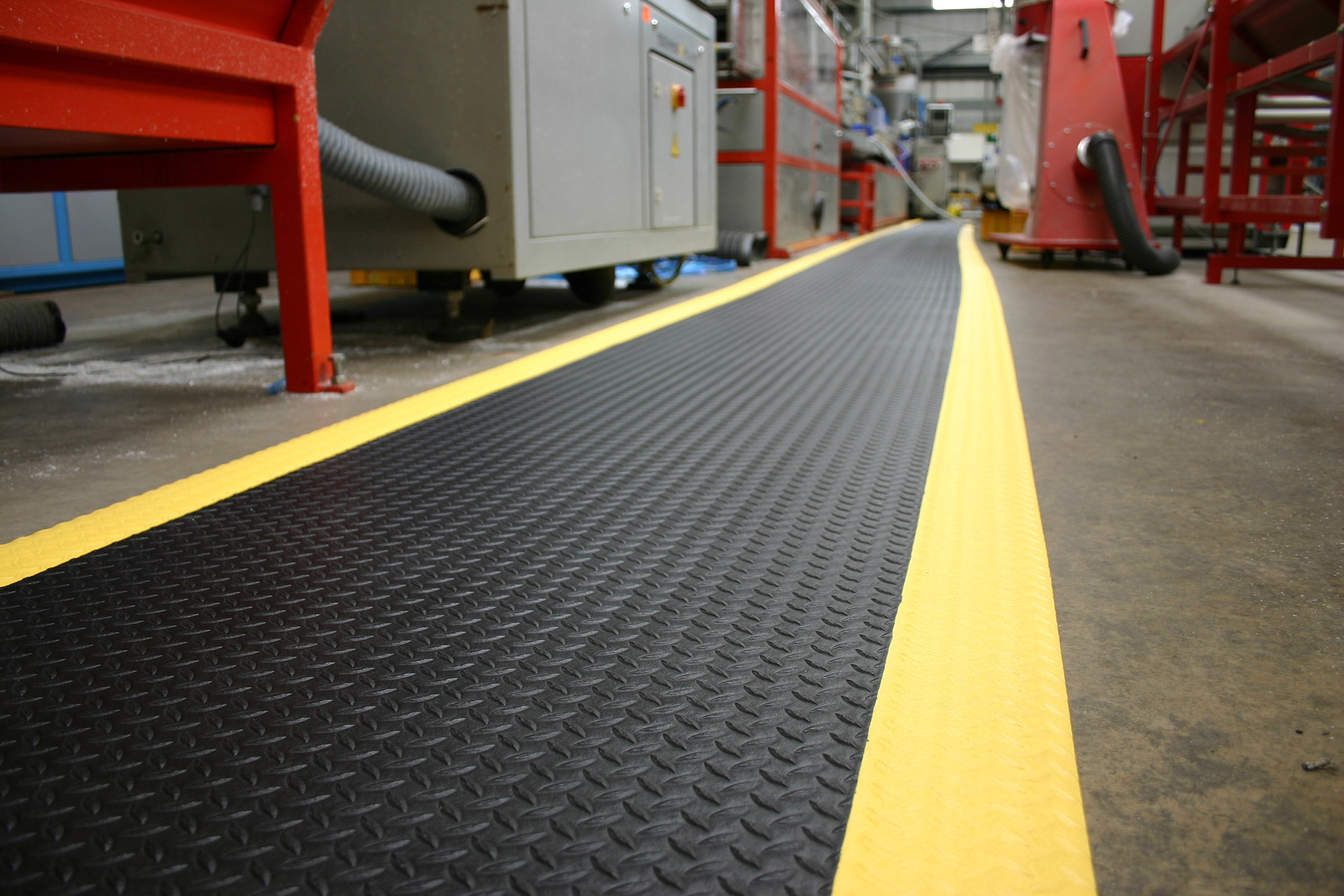 https://cdn.shopify.com/s/files/1/0866/0808/collections/Industrial-made-to-measure-matting.JPG?v=1520341891