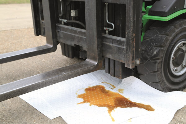 Reusable spill mat for oil and fuel spills 96cm x 96cm