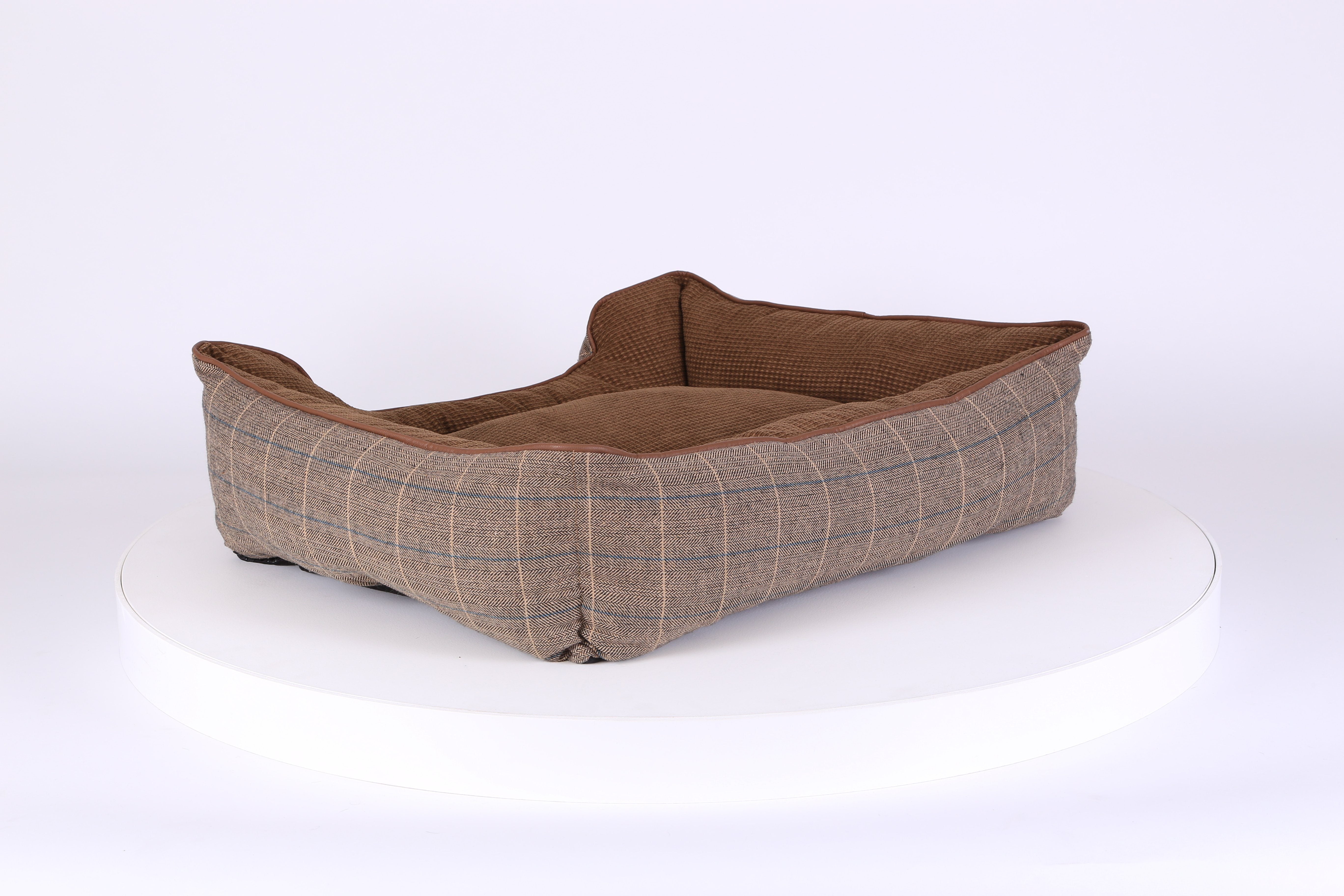 Scruffs windsor box sales dog bed