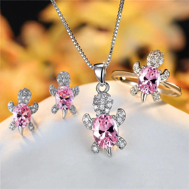 Stylish Turtle Pendant Necklace with Rainbow Stones