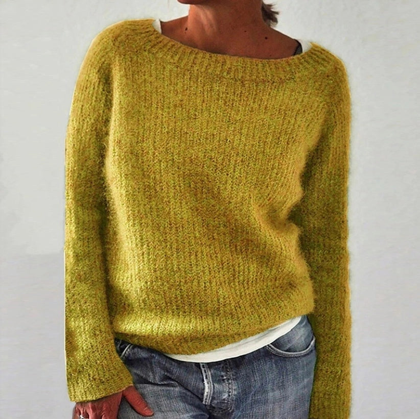 Casual fine wool knit sweater with conventional sleeves