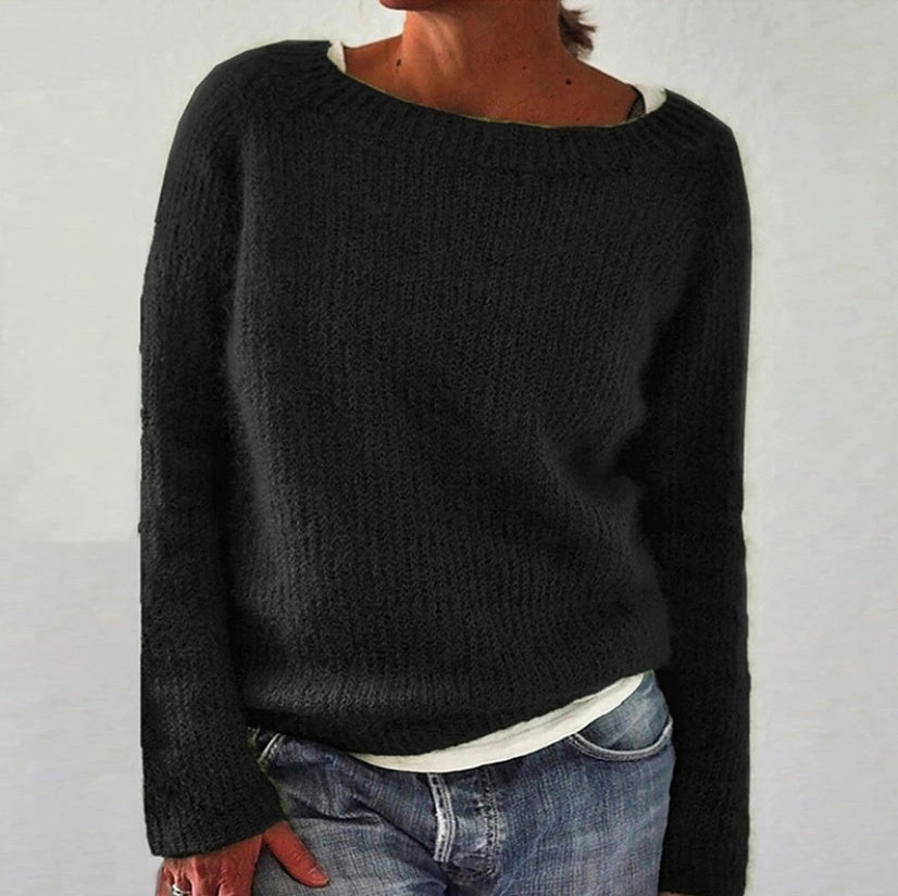 Casual fine wool knit sweater with conventional sleeves