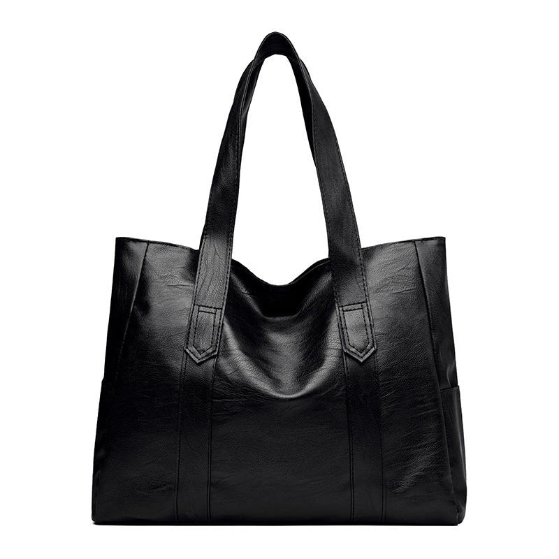 Stylish Large Capacity Commuter Shoulder Bag for Autumn and Winter