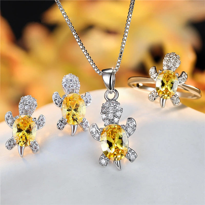 Stylish Turtle Pendant Necklace with Rainbow Stones