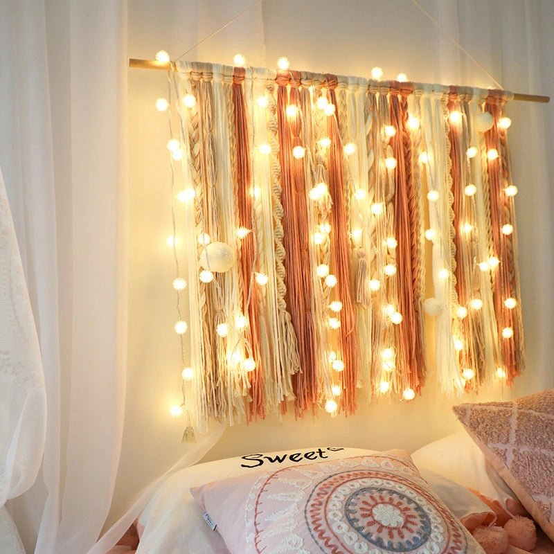 Battery-operated curtain garland with LED lights for festive decoration