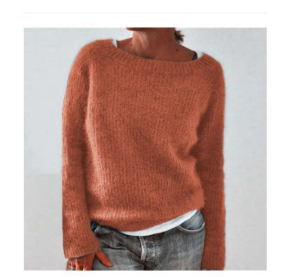 Casual fine wool knit sweater with conventional sleeves