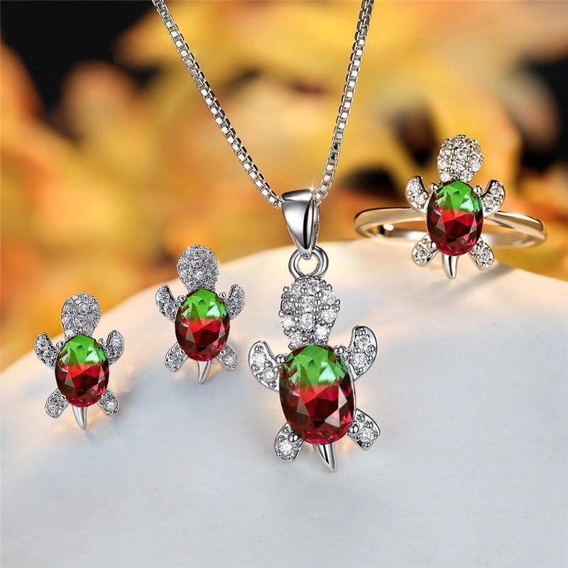 Stylish Turtle Pendant Necklace with Rainbow Stones