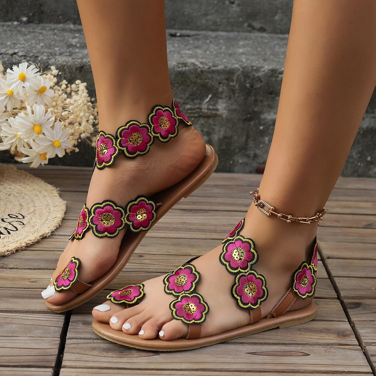 Ethnic Style Flowers Flat Sandals with Fish Mouth Toe for Women