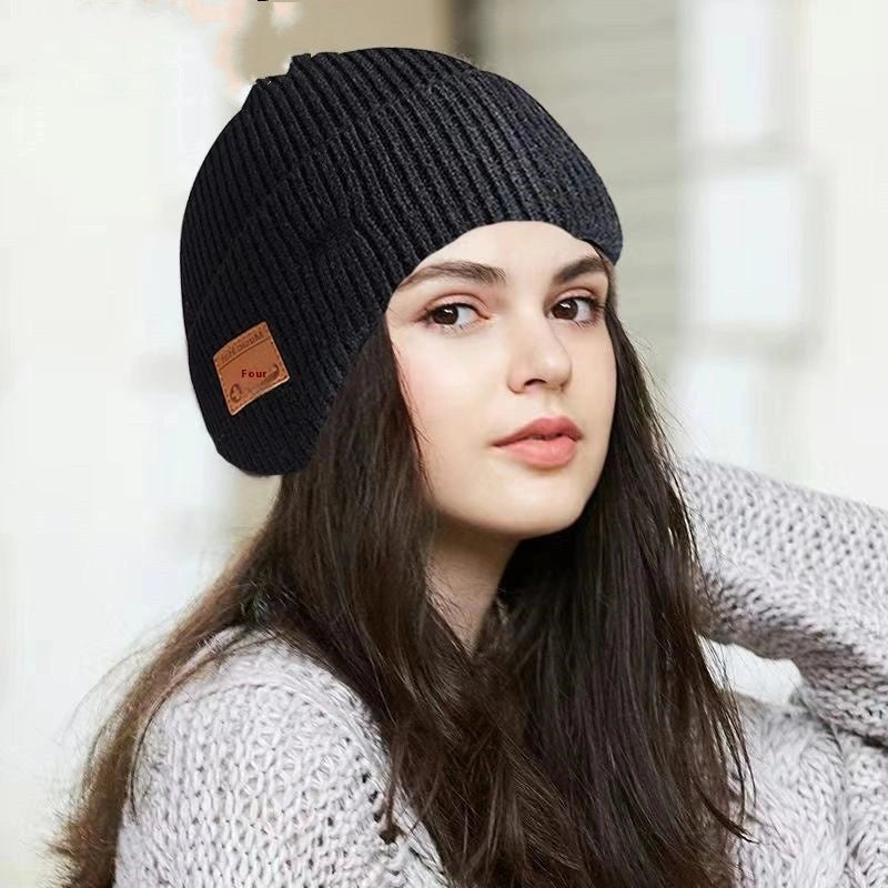 Thickened Blue Tooth Cap Knitted with Dome Crown and USB Charging Cable