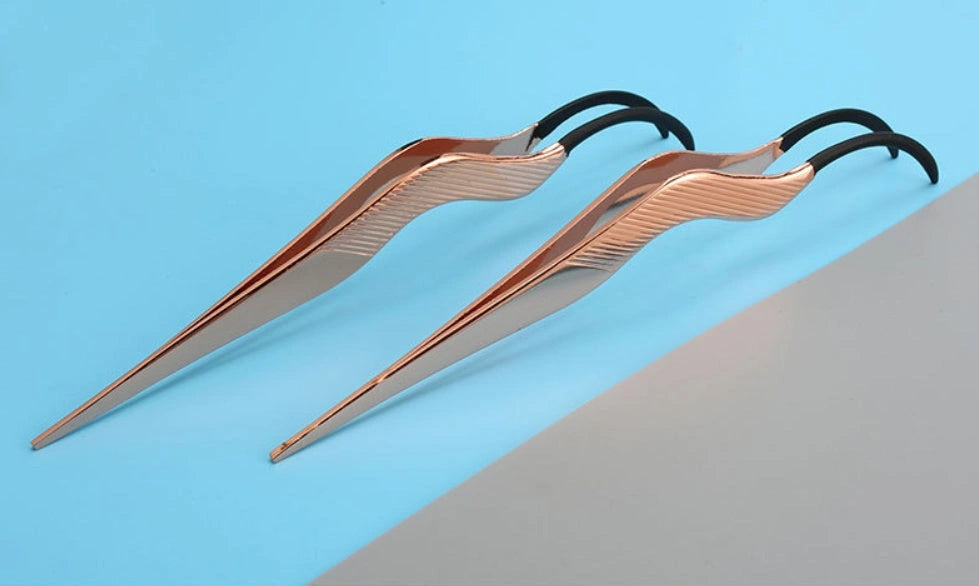 Rose Gold False Eyelash Curler Aid