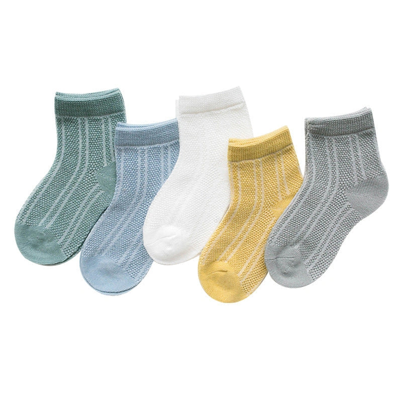 Cotton baby socks for ages 0-9 years with breathable design