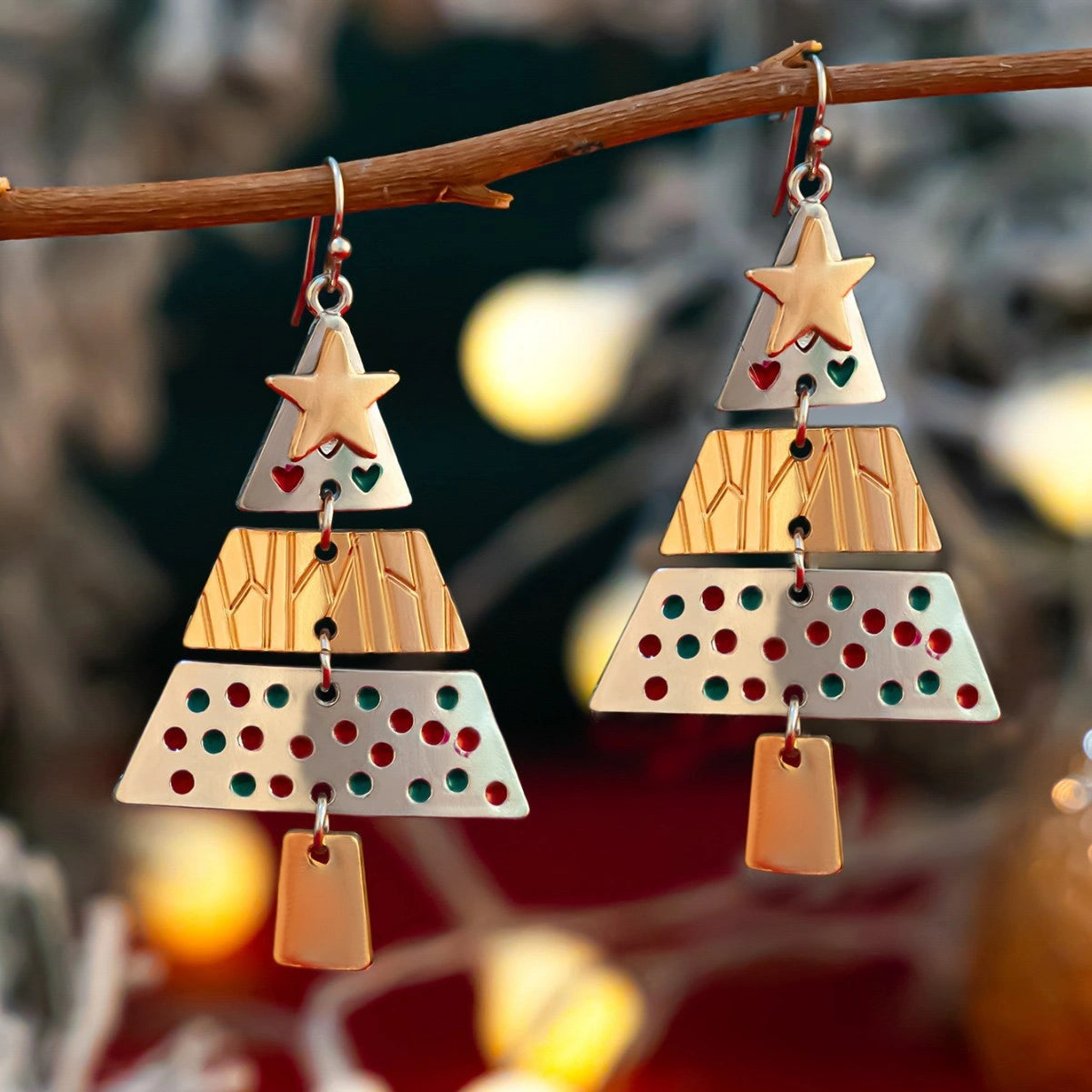 Christmas Tree Necklace and Earrings Set with Five-Pointed Star Design