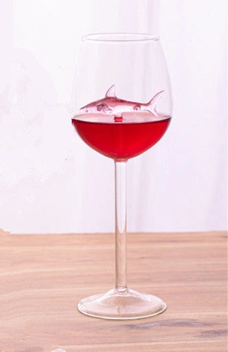 Red Wine Glasses with Rotatable Crystal Shark Inside, Lead-Free Clear Glass