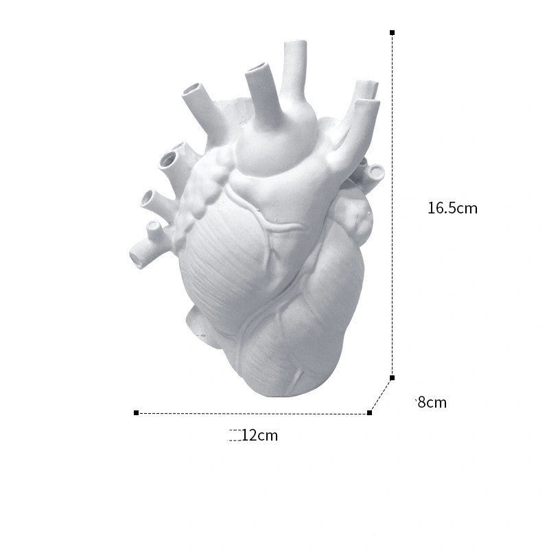 Heart-shaped Dry Vase in Nordic Style for Desktop Decoration