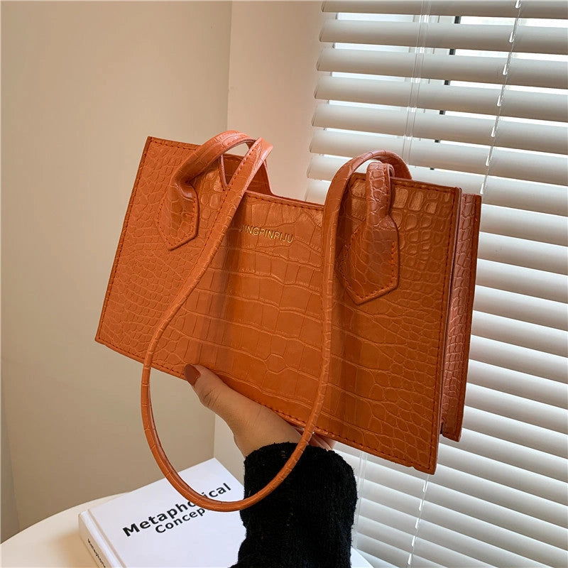 Stylish PU Small Square Shoulder Bag for Spring and Summer
