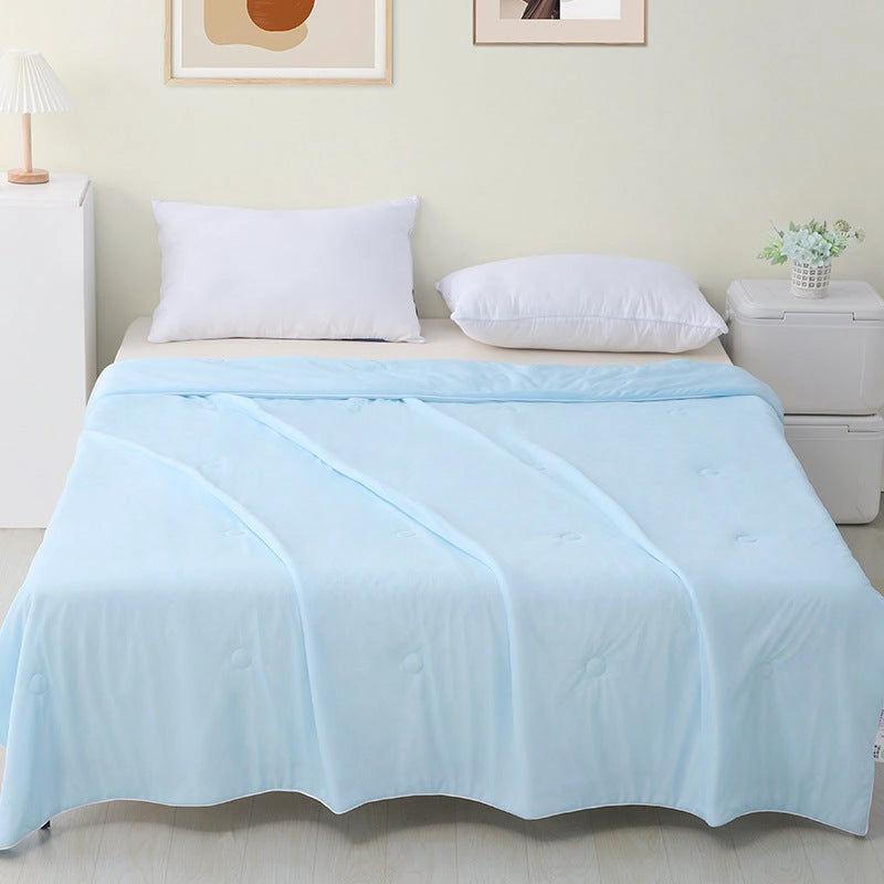Machine Washable Ice Silk Thin Quilt with Cool Feeling Fabric