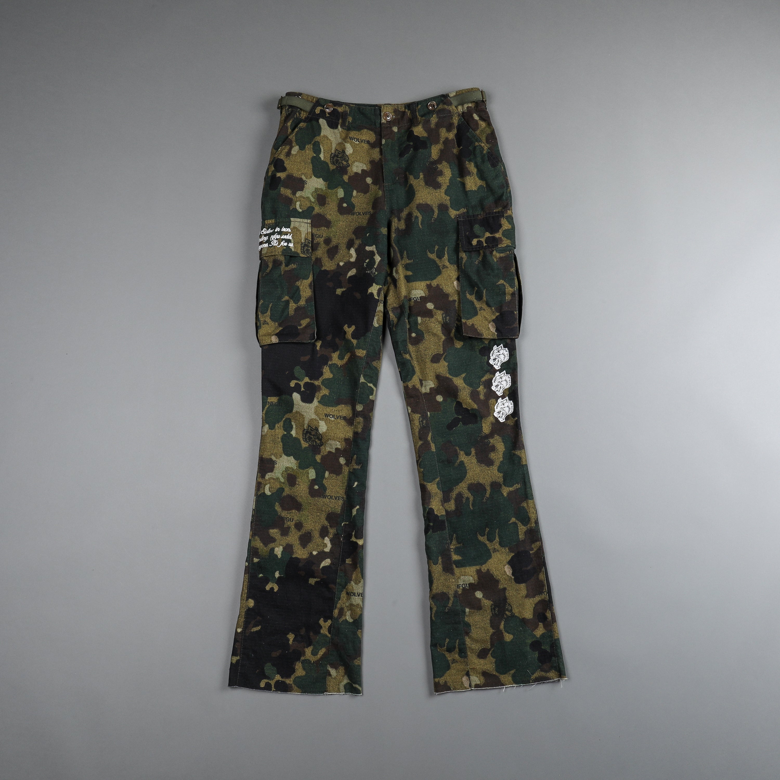 購入クリアランス Veigeng Demon Bear Camo Guard Pants