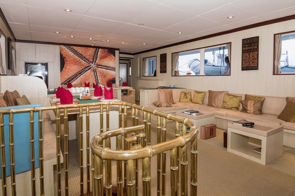 pelagian liveaboard salon