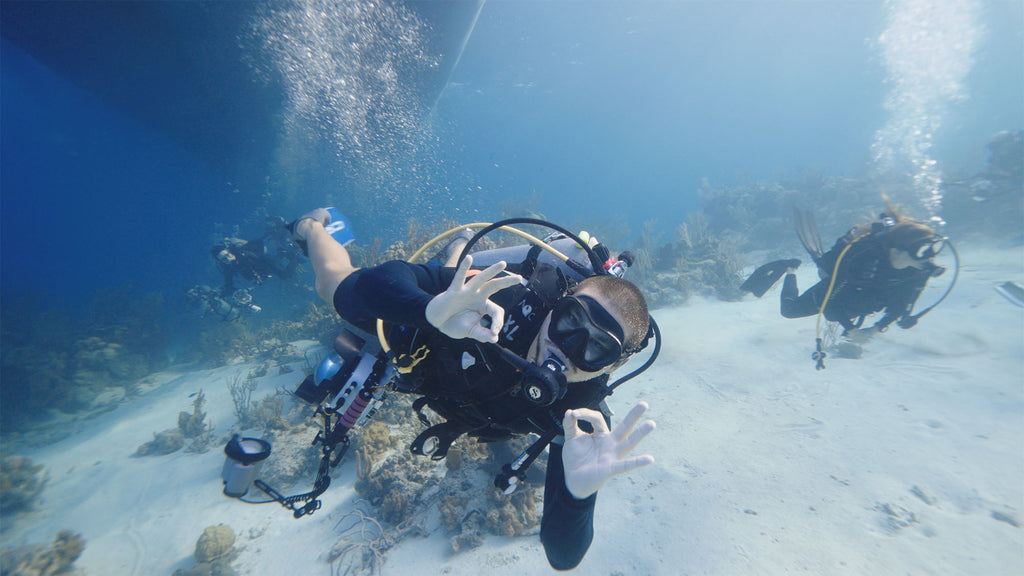 scuba diving with ikelite underwater systems in exuma 