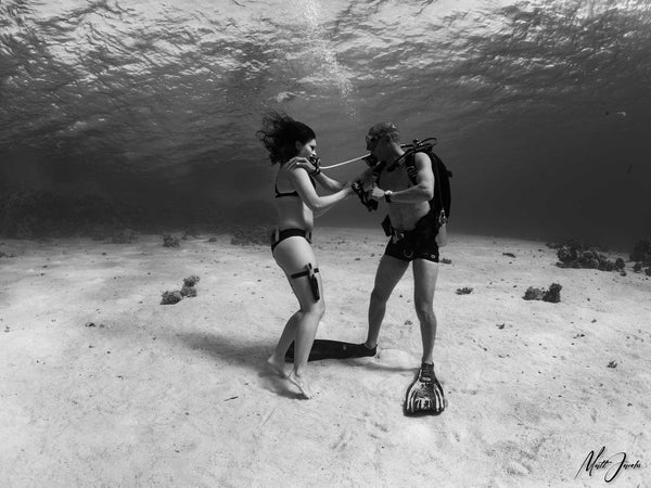 Model Assisted with SCUBA in the Red Sea by Matt Jacobs Ikelite Panasonic GH5