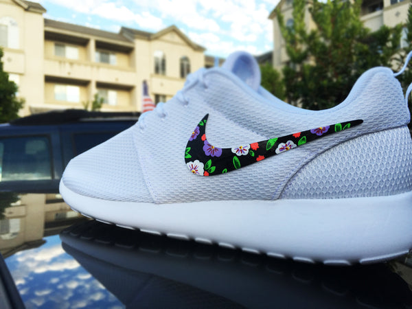 Custom Womens Nike Roshe Run sneakers, Floral design, lilac flower, ma ...