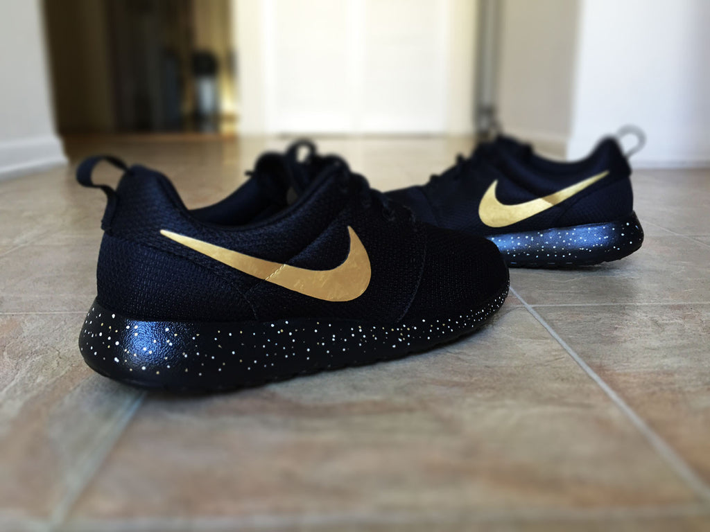 nike roshe run gold