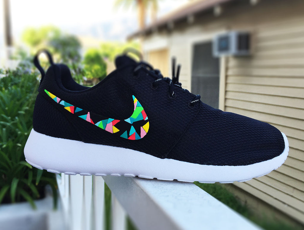 colorful roshe runs