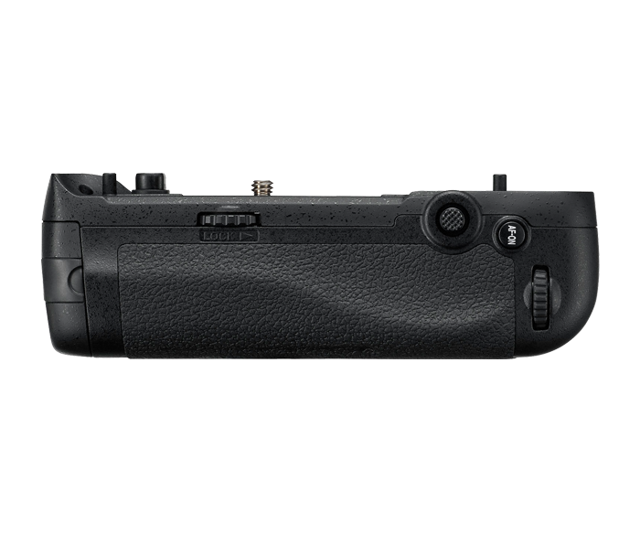 Nikon MB-D17 Battery Grip