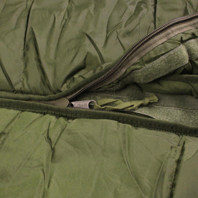 British Arctic Sleeping Bag - Army & Outdoors