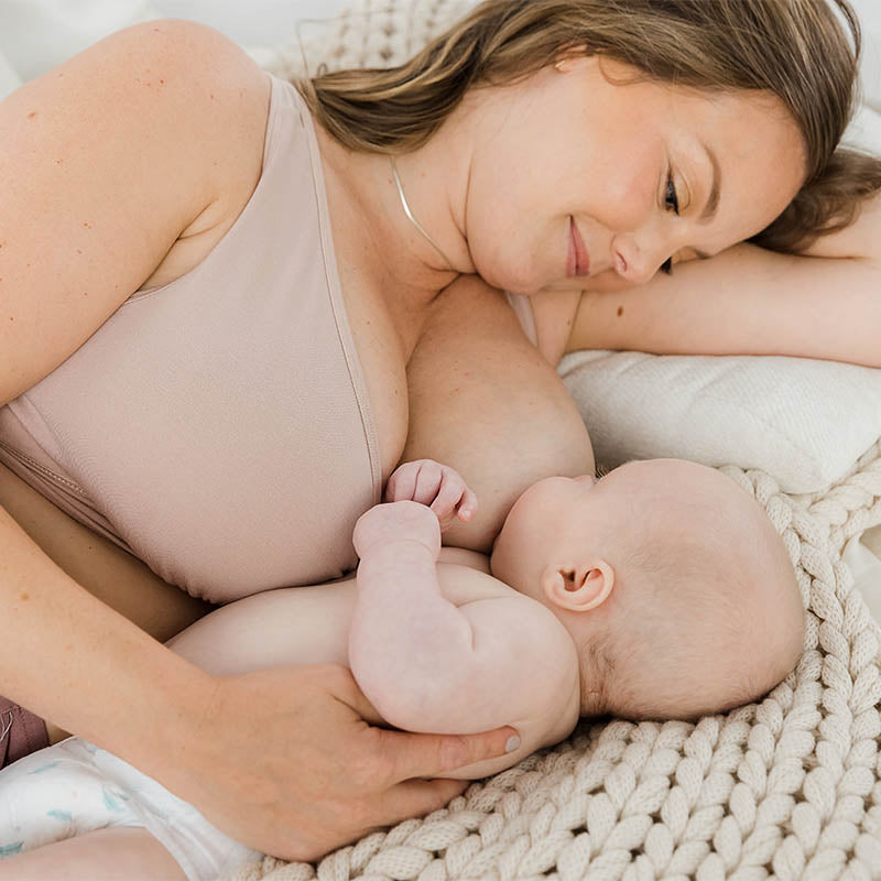 Breastfeeding by Breast Size: What You Need to Know – Kindred Bravely