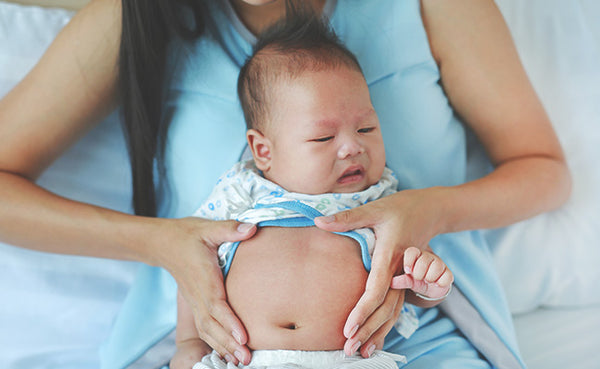 Lactancia de un bebé con diarrea, amamantamiento de un bebé con bichos estomacales