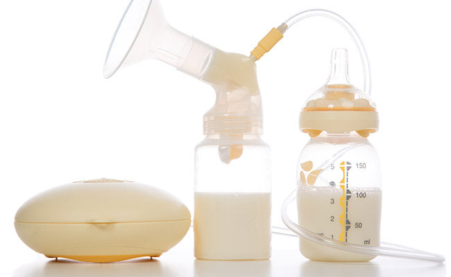 https://cdn.shopify.com/s/files/1/0869/4382/files/Blog-Content-What-to-Keep-in-Your-Work-Pumping-Station_BreastPump.jpg?v=1560202953