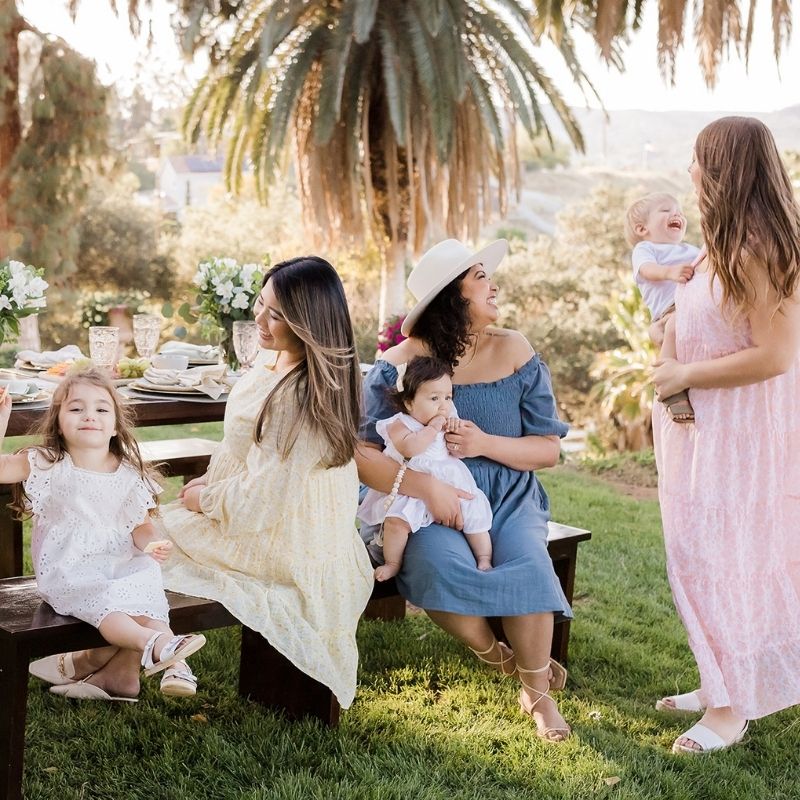 Best Wedding Guest Dresses For Postpartum & Breastfeeding Moms