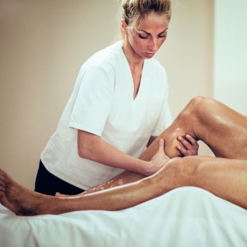 itec_sports_massage_course_leg_photo_2023.jpeg__PID:75b7acee-2487-411a-a3c6-842b507b6274