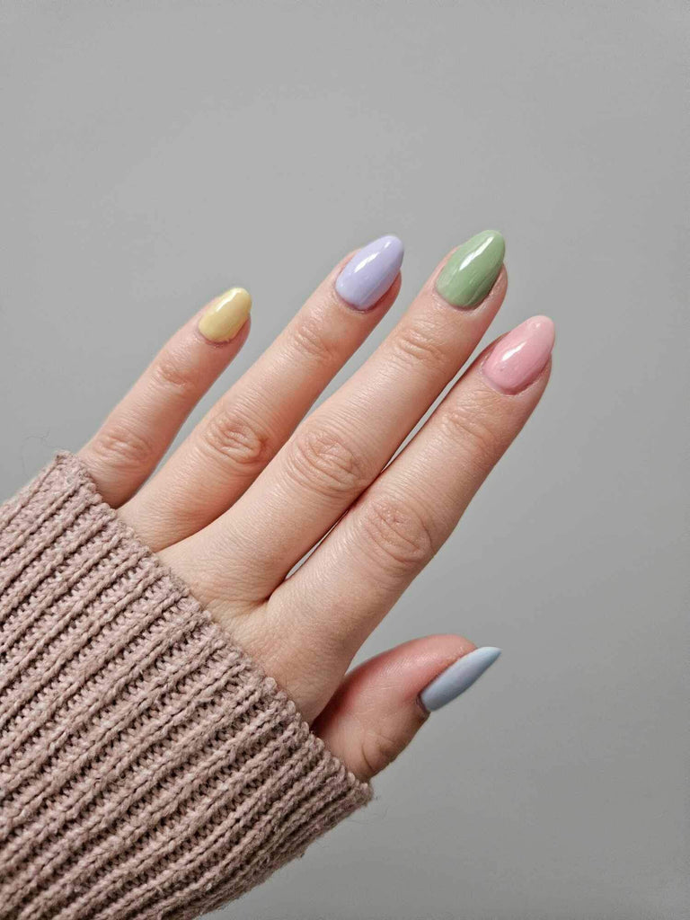 rainbow-manicure-easter-looky