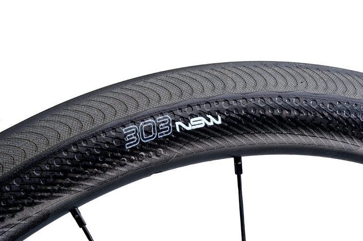 zipp 303 nsw carbon clincher