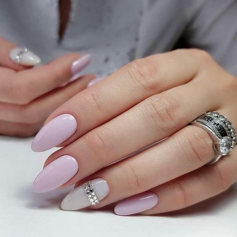 Accent Nails