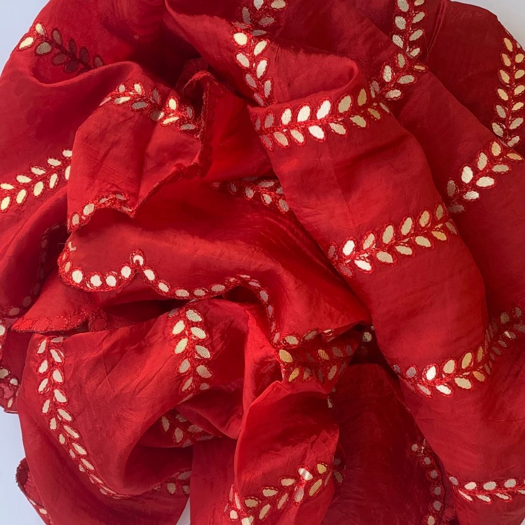 Red Gotta Embroidered Scalloped Silk Dupatta – anokherang
