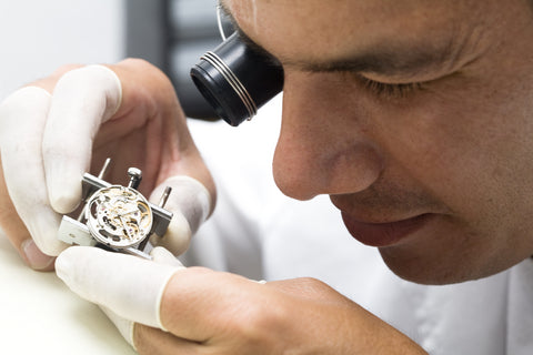 Watch repair, watch service, polish, battery change – Arnik Jewellers