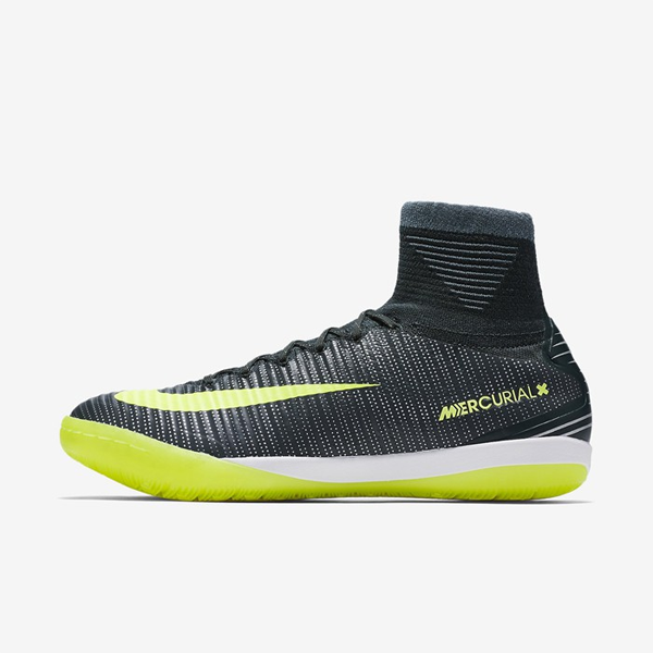 indoor court football shoes