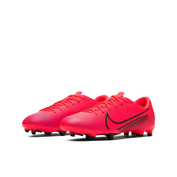 nike junior cleats