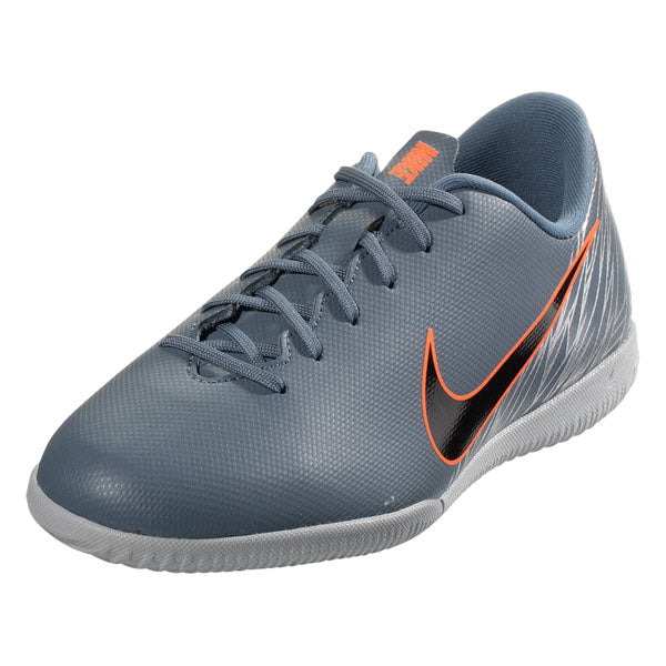 youth indoor soccer shoes nike