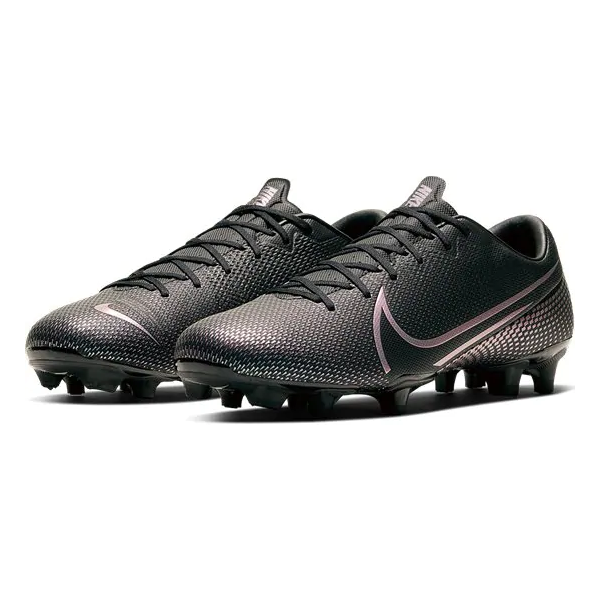 womens black nike soccer cleats