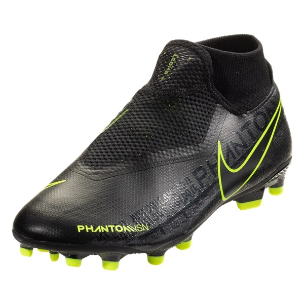 nike dynamic fit soccer cleats