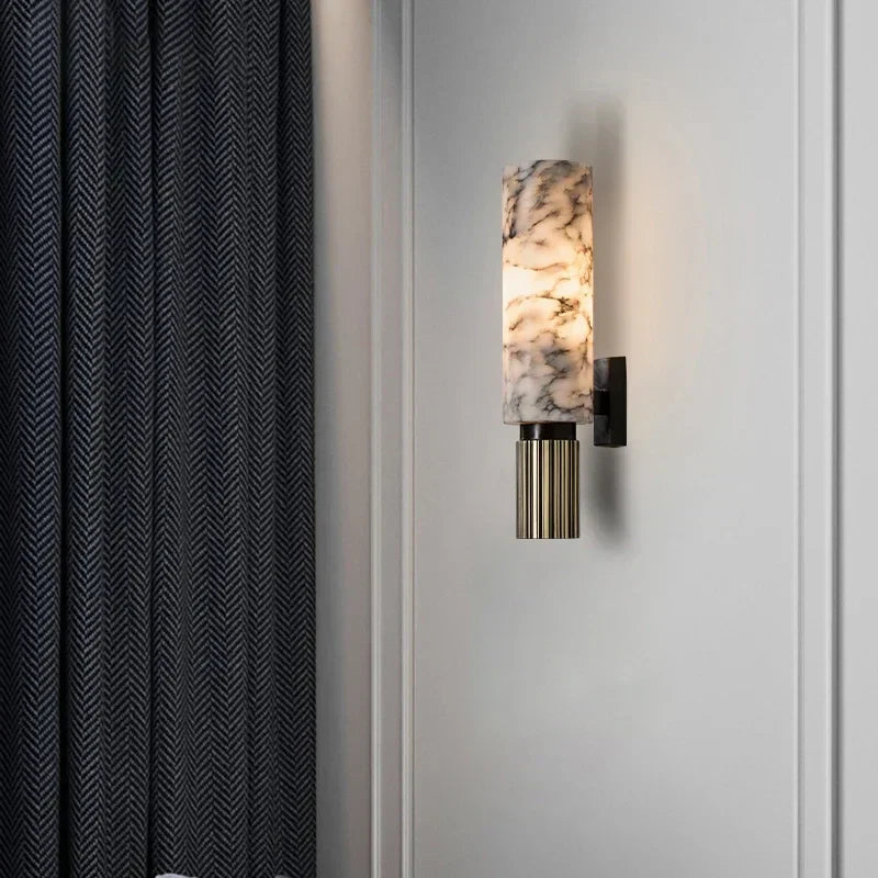 Lampe murale en marbre de luxe | Design cylindrique avec accent cuivre