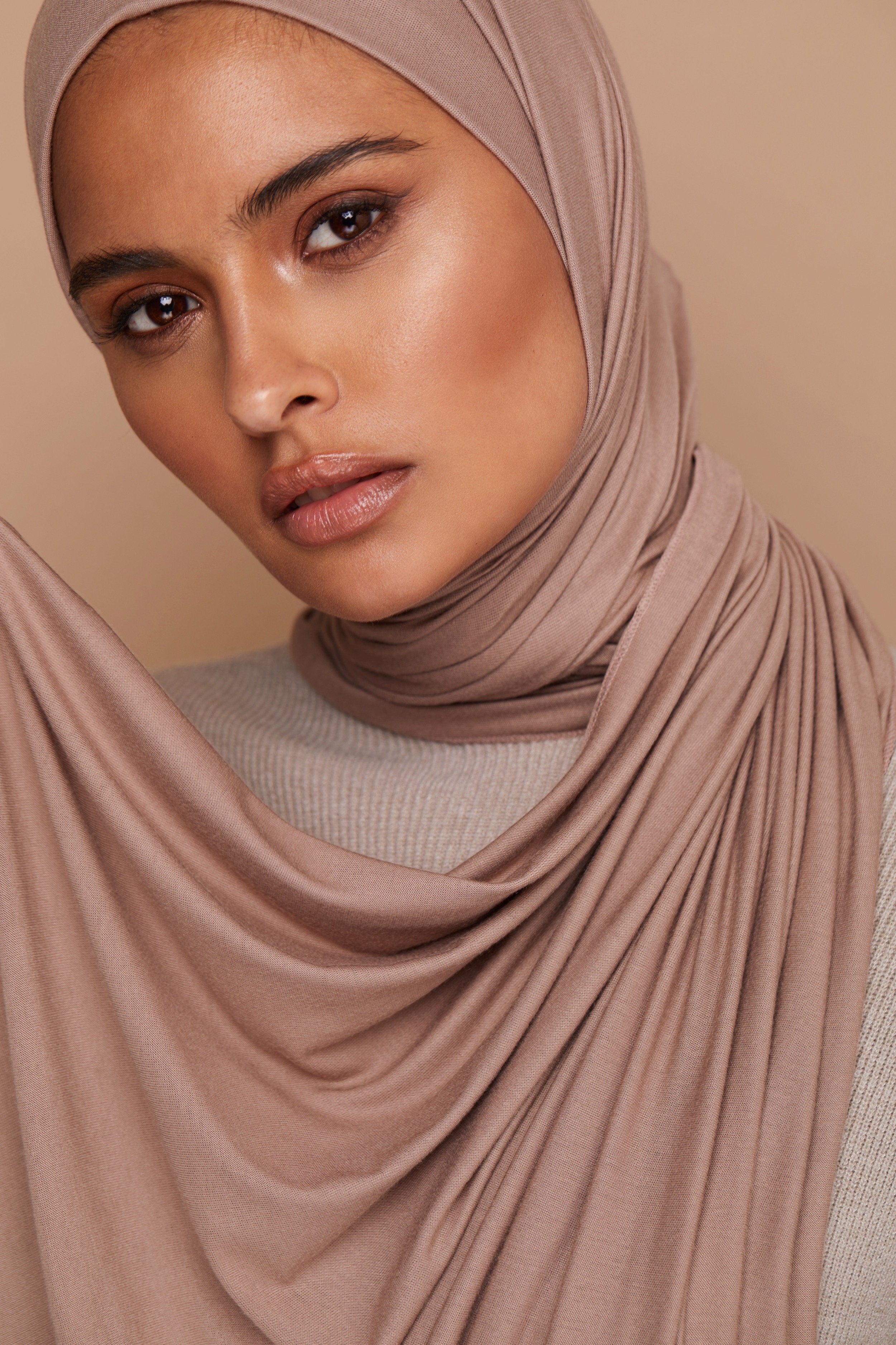 Premium Chiffon Hijab - Soft Taupe