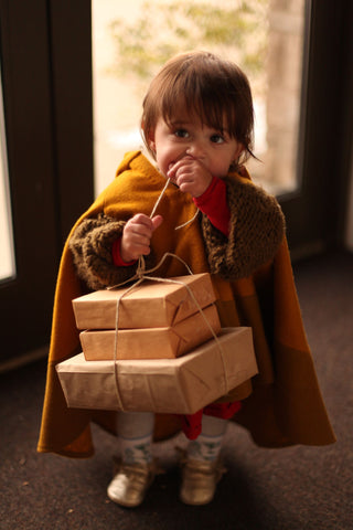 wool cape gold for kids